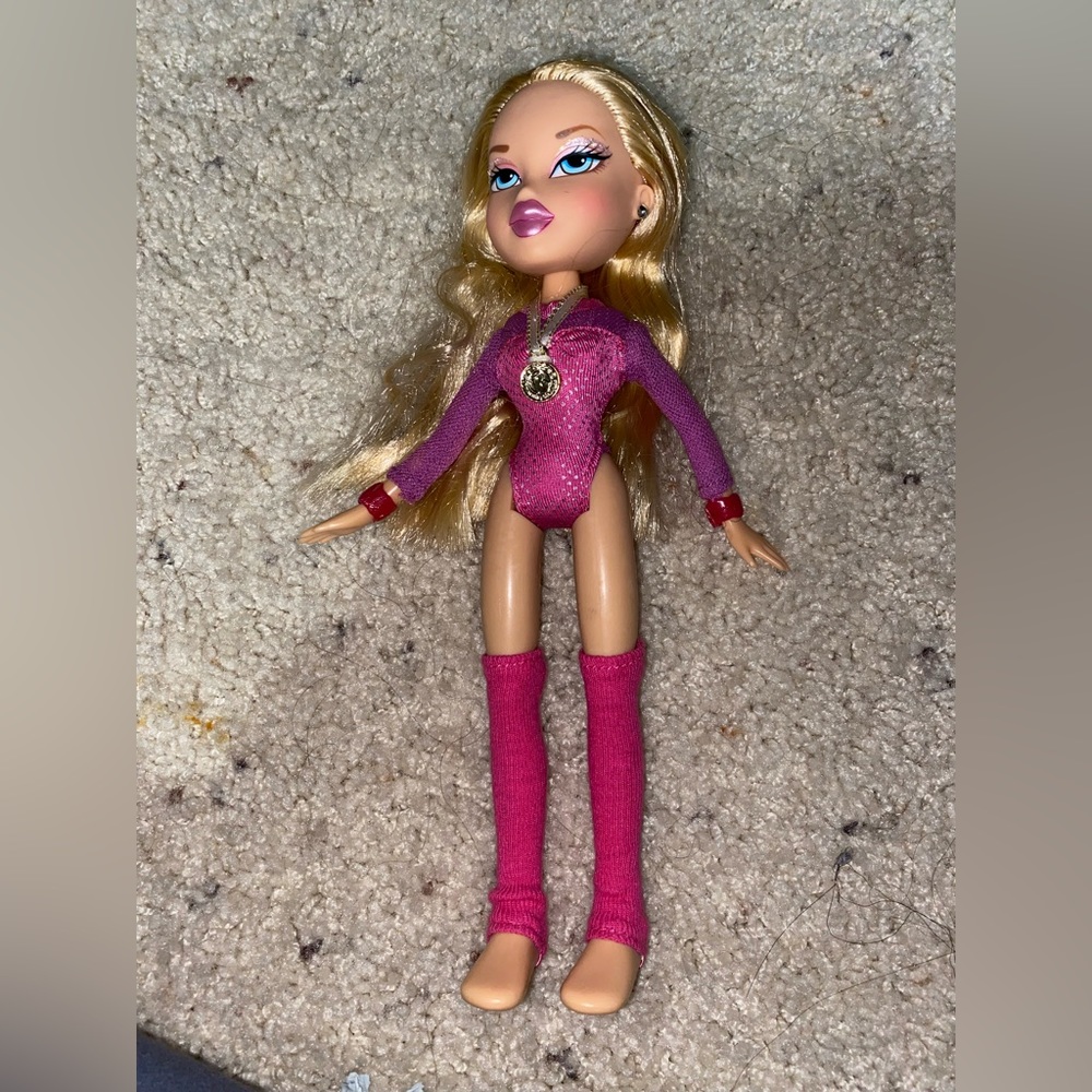 Bratz Gold Metal Gymnast Cloe doll
